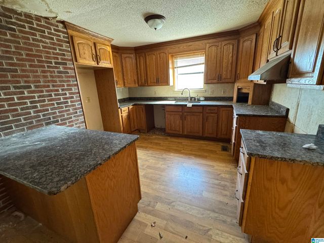 73 COLLEGE STREET, Odenville, AL 35120