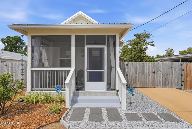 911 Wilson Avenue, Panama City, FL 32401
