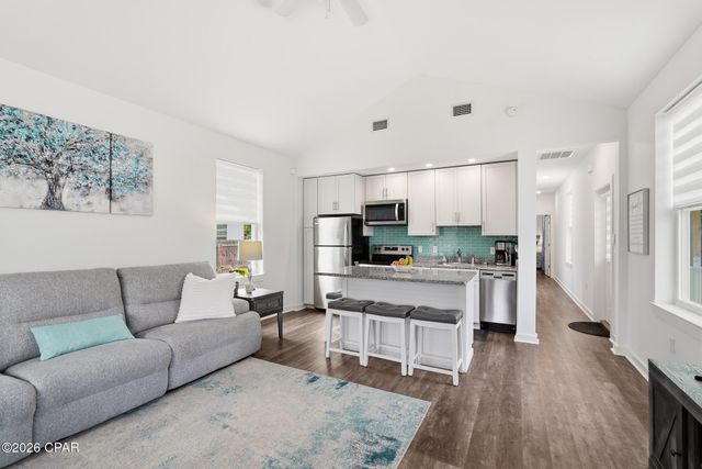 911 Wilson Avenue, Panama City, FL 32401