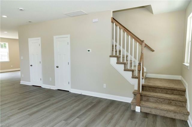 5980 Curlew DR, Norfolk, VA 23502