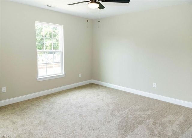5980 Curlew DR, Norfolk, VA 23502