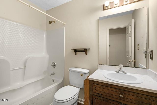 102 Pear Tree Lane, Clayton, NC 27520