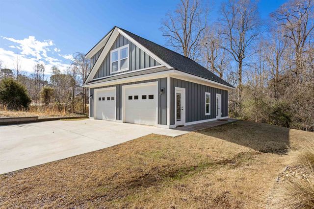 814 Campobello Gramling School Road, Campobello, SC 29322