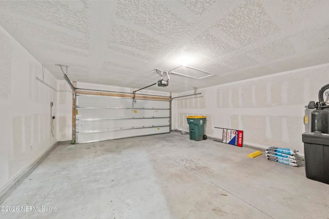 8279 MEADOW WALK Lane, Jacksonville, FL 32256