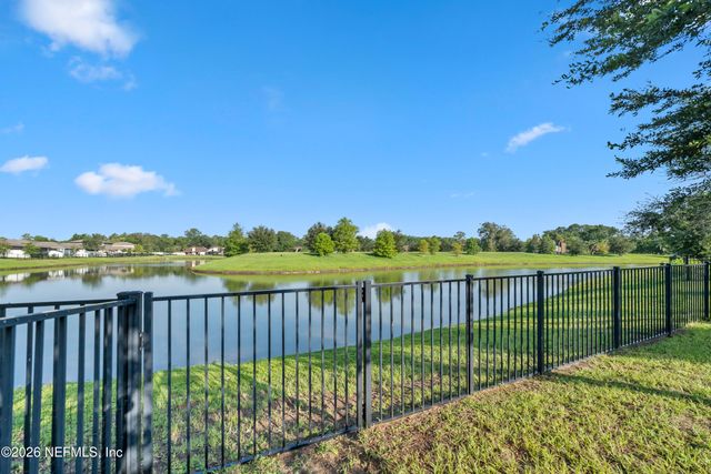 8279 MEADOW WALK Lane, Jacksonville, FL 32256