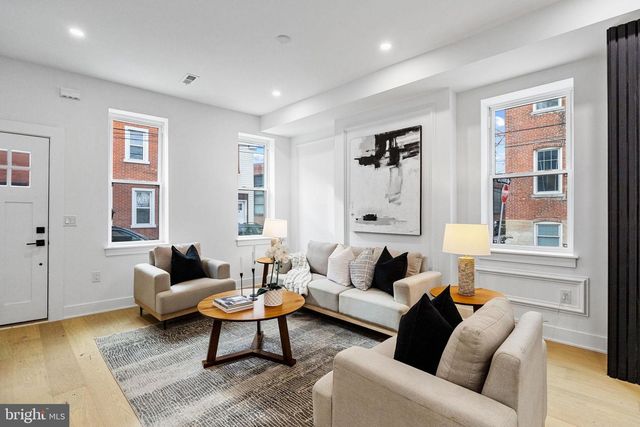 17 E COLUMBIA AVE, Philadelphia, PA 19125