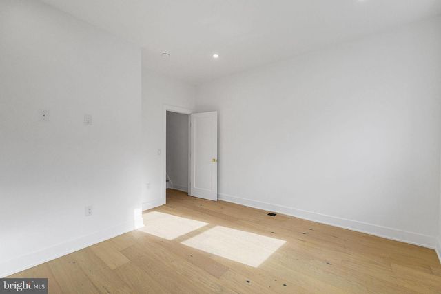 17 E COLUMBIA AVE, Philadelphia, PA 19125