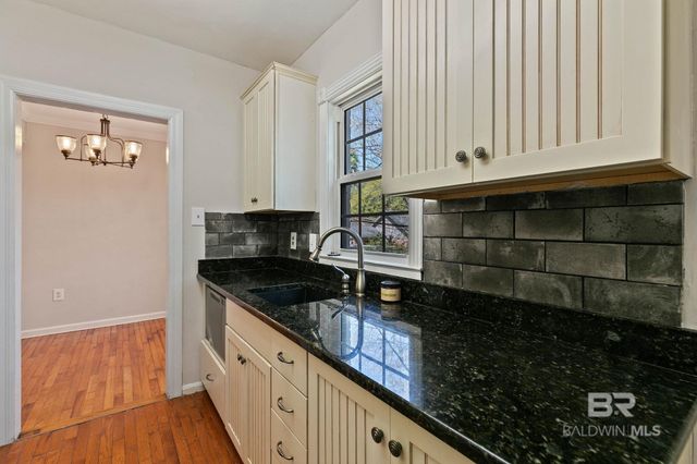 214 Upham Street 8D, Mobile, AL 36607