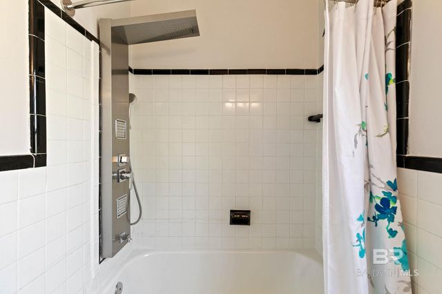 214 Upham Street 8D, Mobile, AL 36607