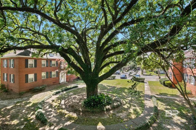 214 Upham Street 8D, Mobile, AL 36607