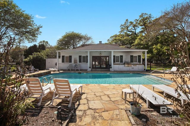 214 Upham Street 8D, Mobile, AL 36607