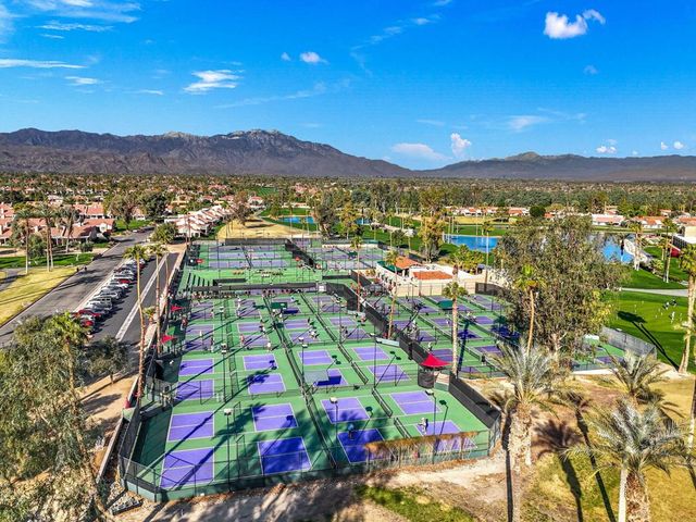 40289 Preston Trail, Palm Desert, CA 92211