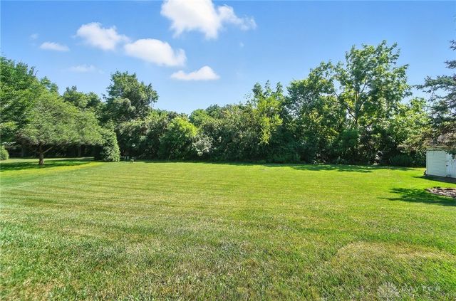 2635 Seneca Drive, Troy, OH 45373
