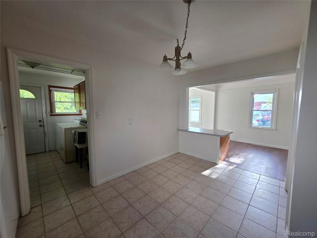 3342 Bart Avenue, Warren, MI 48091