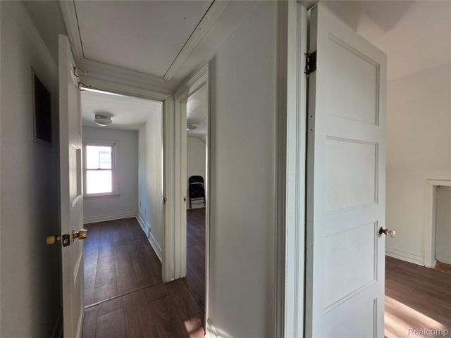 3342 Bart Avenue, Warren, MI 48091