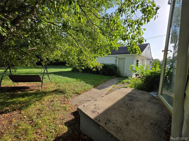 3342 Bart Avenue, Warren, MI 48091
