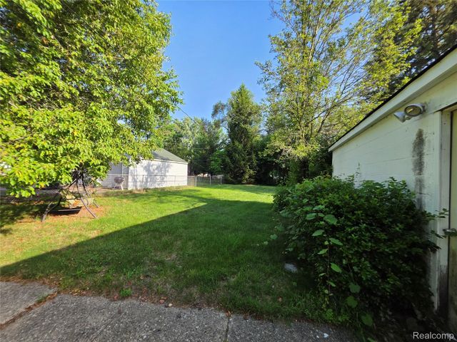 3342 Bart Avenue, Warren, MI 48091