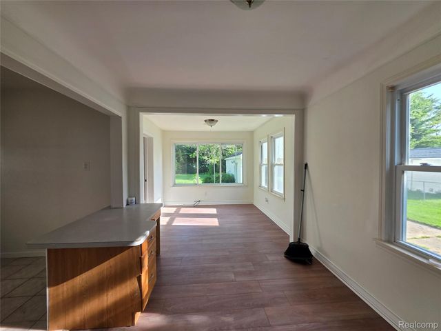 3342 Bart Avenue, Warren, MI 48091