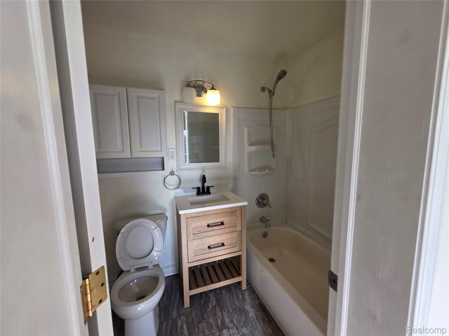 3342 Bart Avenue, Warren, MI 48091