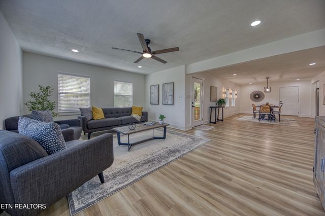 7822 Fersner Rd, Powell, TN 37849