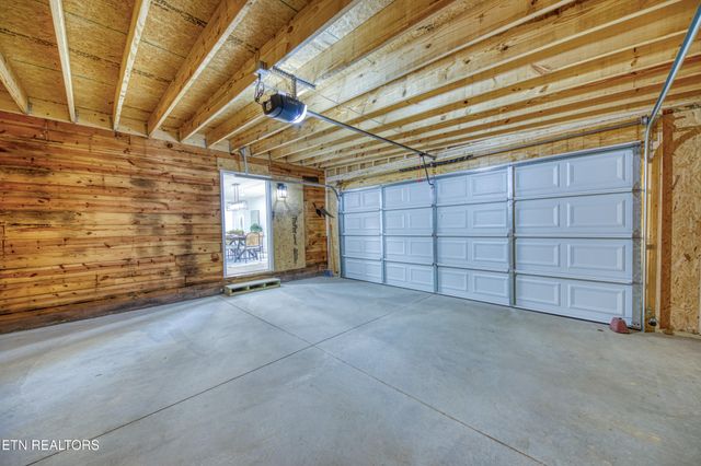 7822 Fersner Rd, Powell, TN 37849