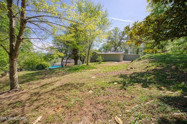 7822 Fersner Rd, Powell, TN 37849