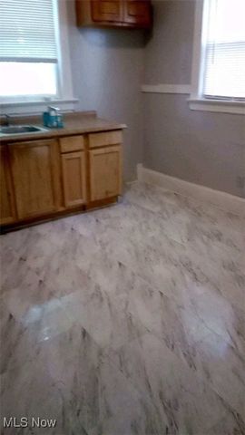 9003 Columbia Avenue, Cleveland, OH 44108