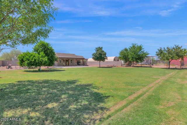 43607 N Coyote Road, San Tan Valley, AZ 85140