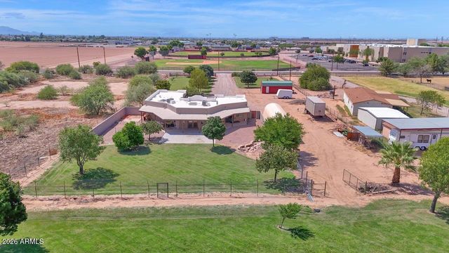 43607 N Coyote Road, San Tan Valley, AZ 85140