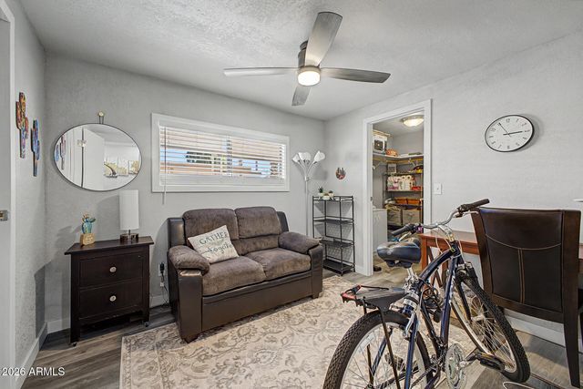 2650 W UNION HILLS Drive 156, Phoenix, AZ 85027