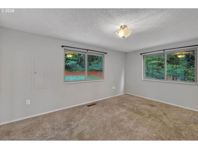 2608 Ne 53RD St, Vancouver, WA 98663