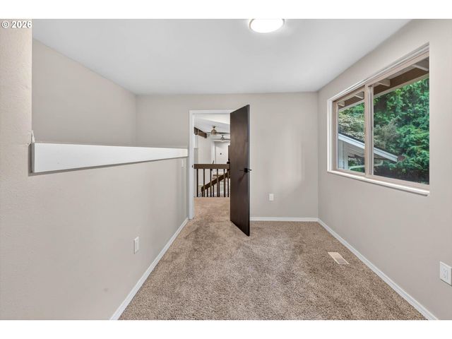 2608 Ne 53RD St, Vancouver, WA 98663