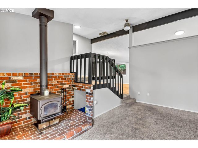 2608 Ne 53RD St, Vancouver, WA 98663