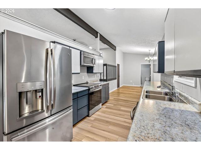 2608 Ne 53RD St, Vancouver, WA 98663