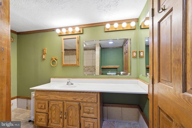 6529 MOUNTAINDALE RD, Thurmont, MD 21788