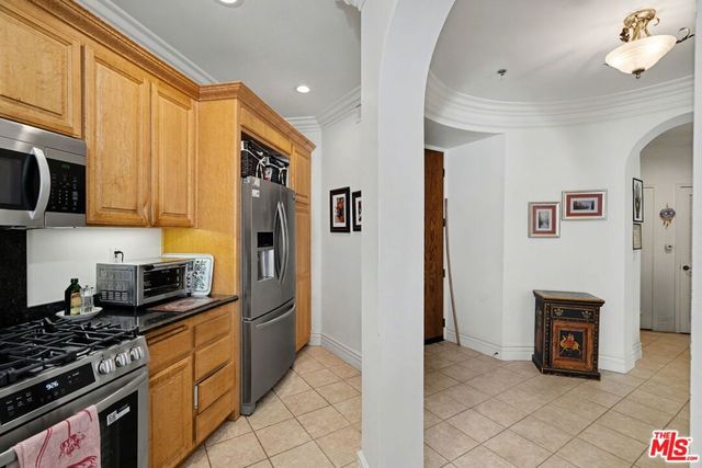 10364 Almayo Avenue 304, Los Angeles, CA 90064