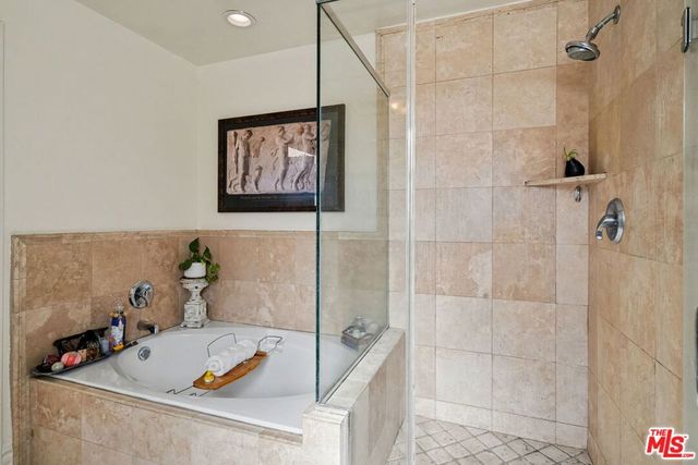 10364 Almayo Avenue 304, Los Angeles, CA 90064