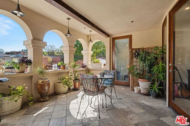 10364 Almayo Avenue 304, Los Angeles, CA 90064