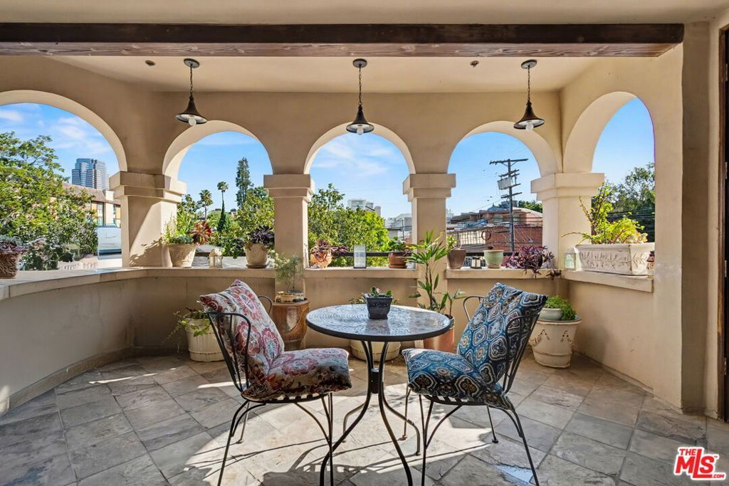 10364 Almayo Avenue 304, Los Angeles, CA 90064