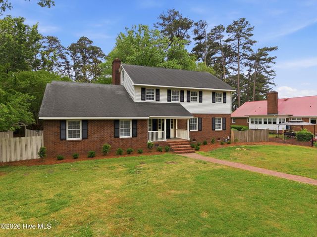1910 York Street, Kinston, NC 28504