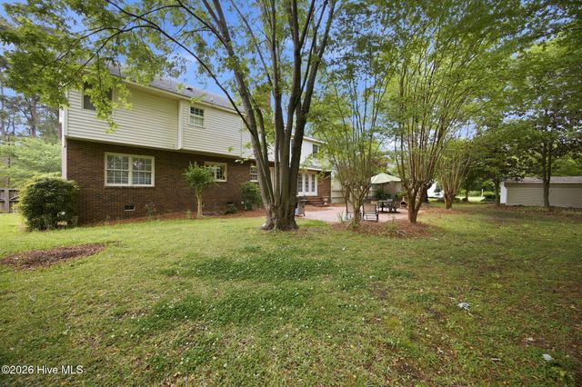 1910 York Street, Kinston, NC 28504