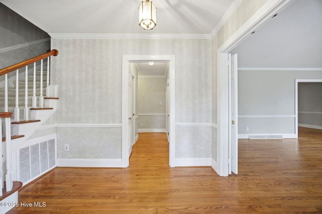 1910 York Street, Kinston, NC 28504