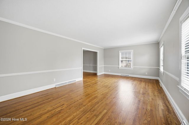 1910 York Street, Kinston, NC 28504