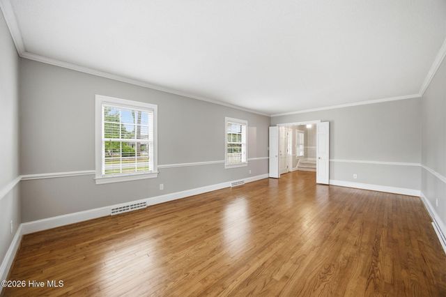 1910 York Street, Kinston, NC 28504
