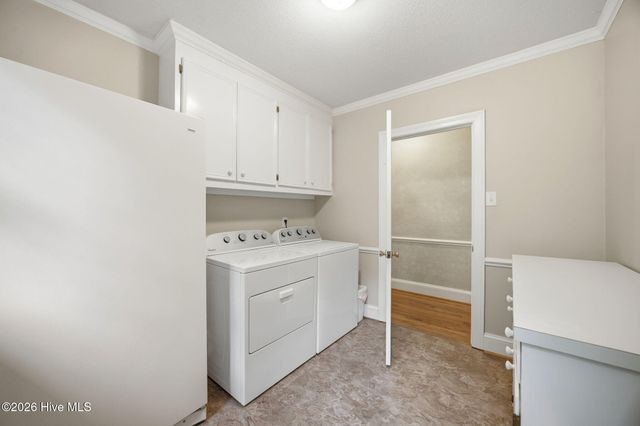 1910 York Street, Kinston, NC 28504