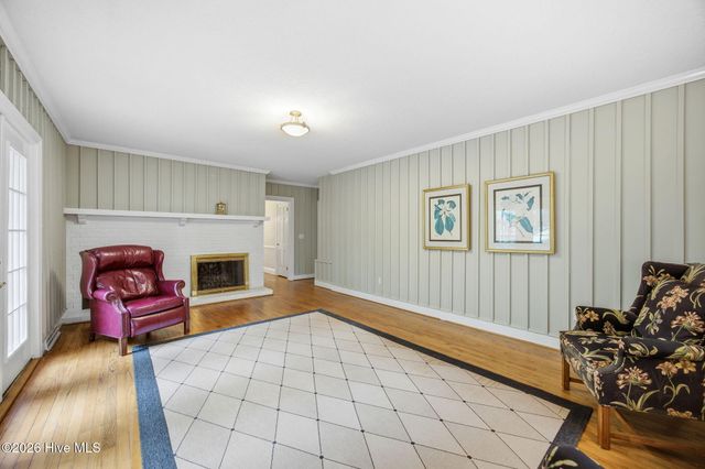 1910 York Street, Kinston, NC 28504