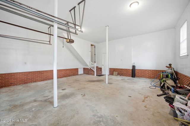 1910 York Street, Kinston, NC 28504