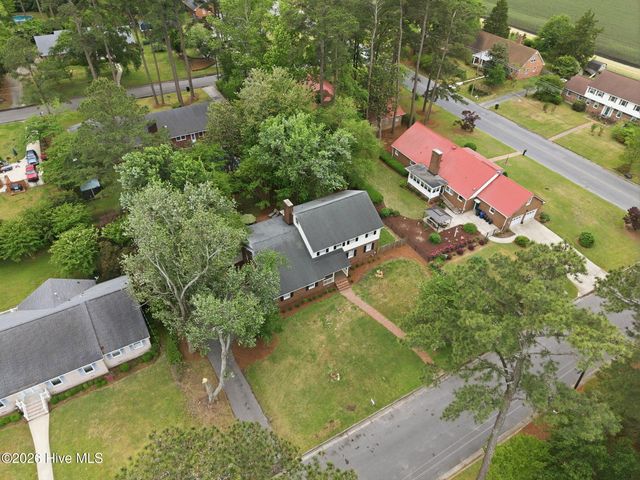 1910 York Street, Kinston, NC 28504