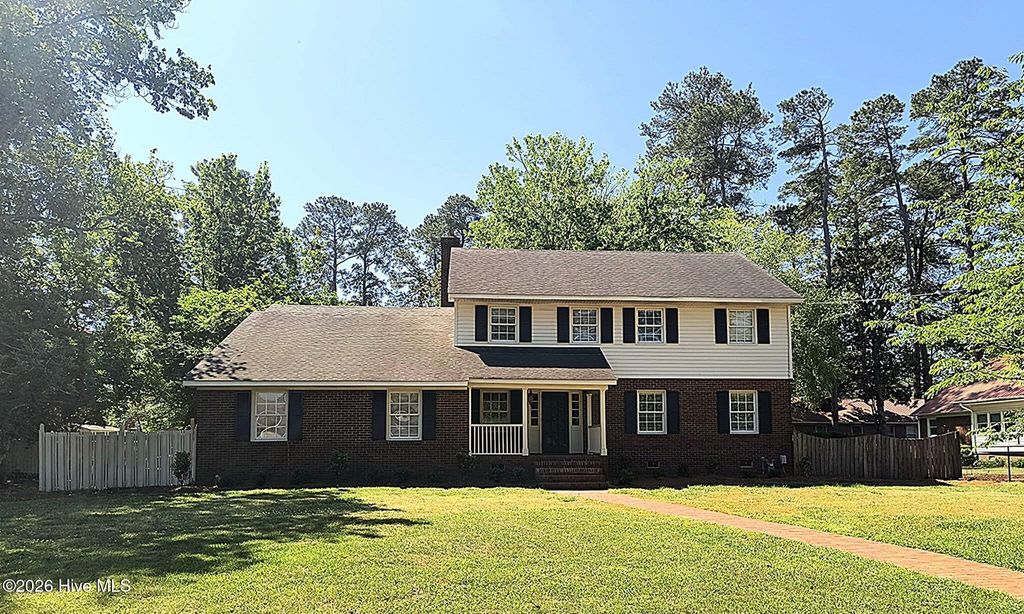 1910 York Street, Kinston, NC 28504