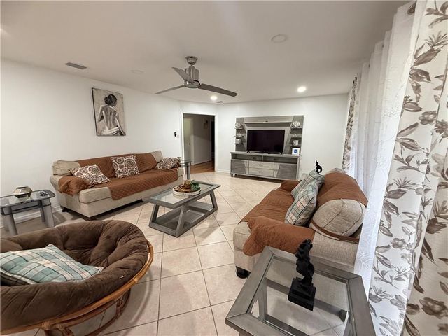 4259 Taurus Drive, Mobile, AL 36693